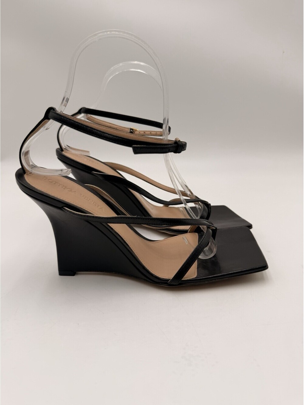 Women’s BOTTEGA VENETA Stretch Ankle Strap Wedge Black Leather Sandal Size 37